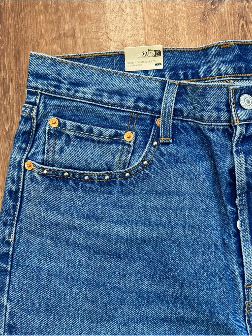 Levi's 501 Original Jeans Mens 34x30 Blue Denim Straight Leg Medium Wash